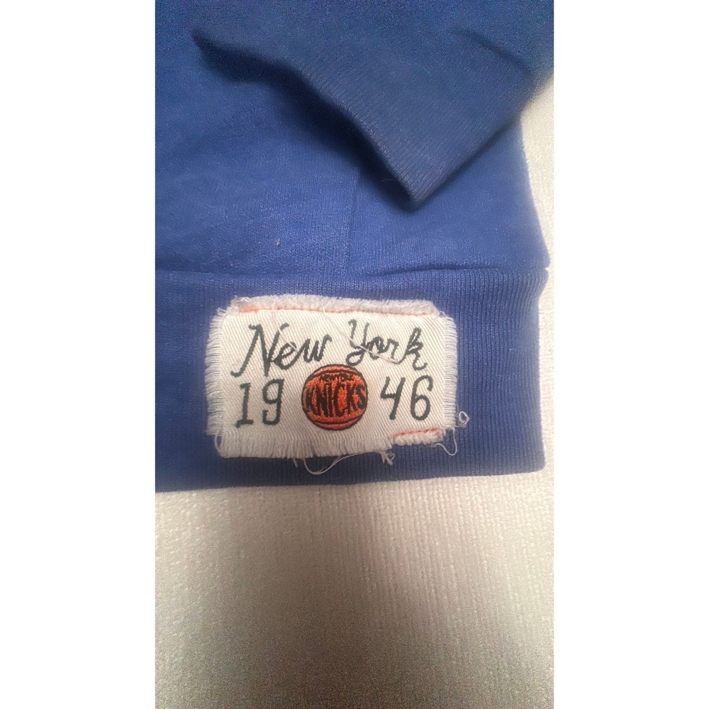 NY Nicks true vintage raw scoop neck size small - Picture 2 of 4